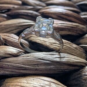 Vintage 90's Platinum Engagement Ring 3 Diamonds Square And Baguette 1.11 Carats